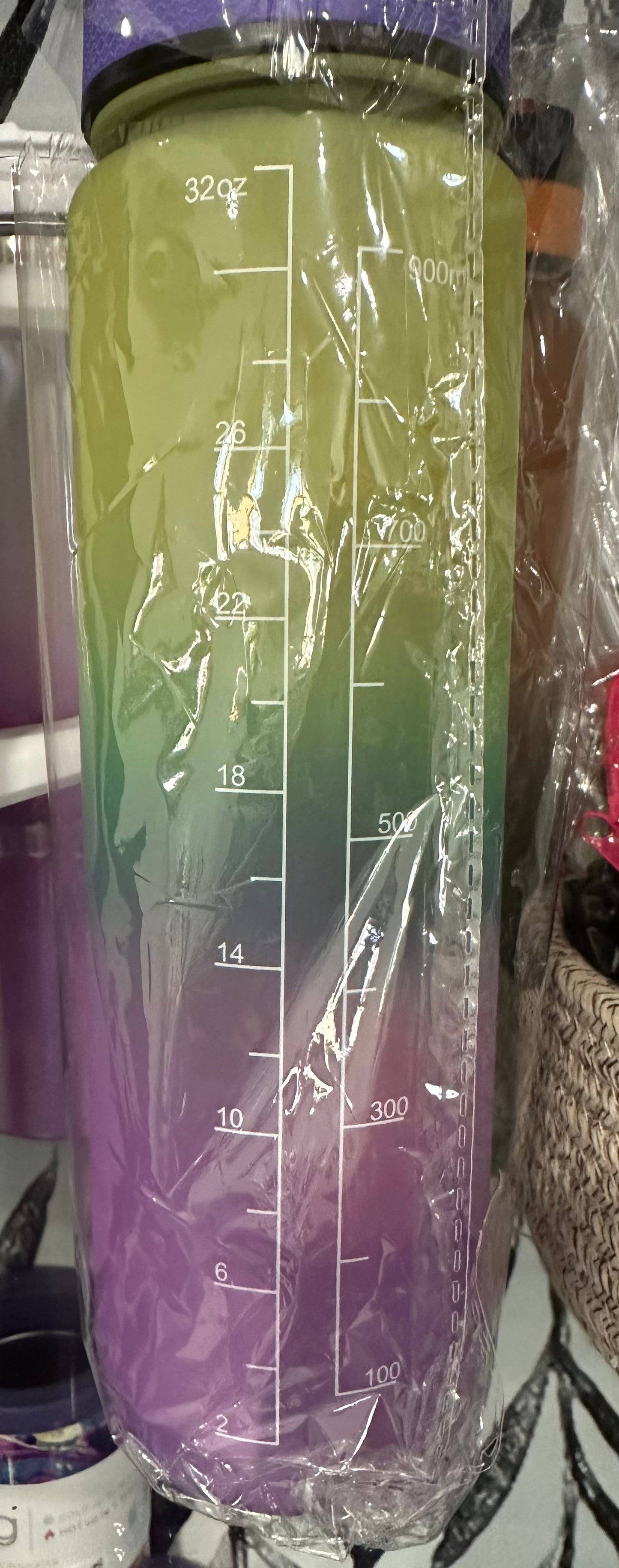 Water intake bottle 32 oz