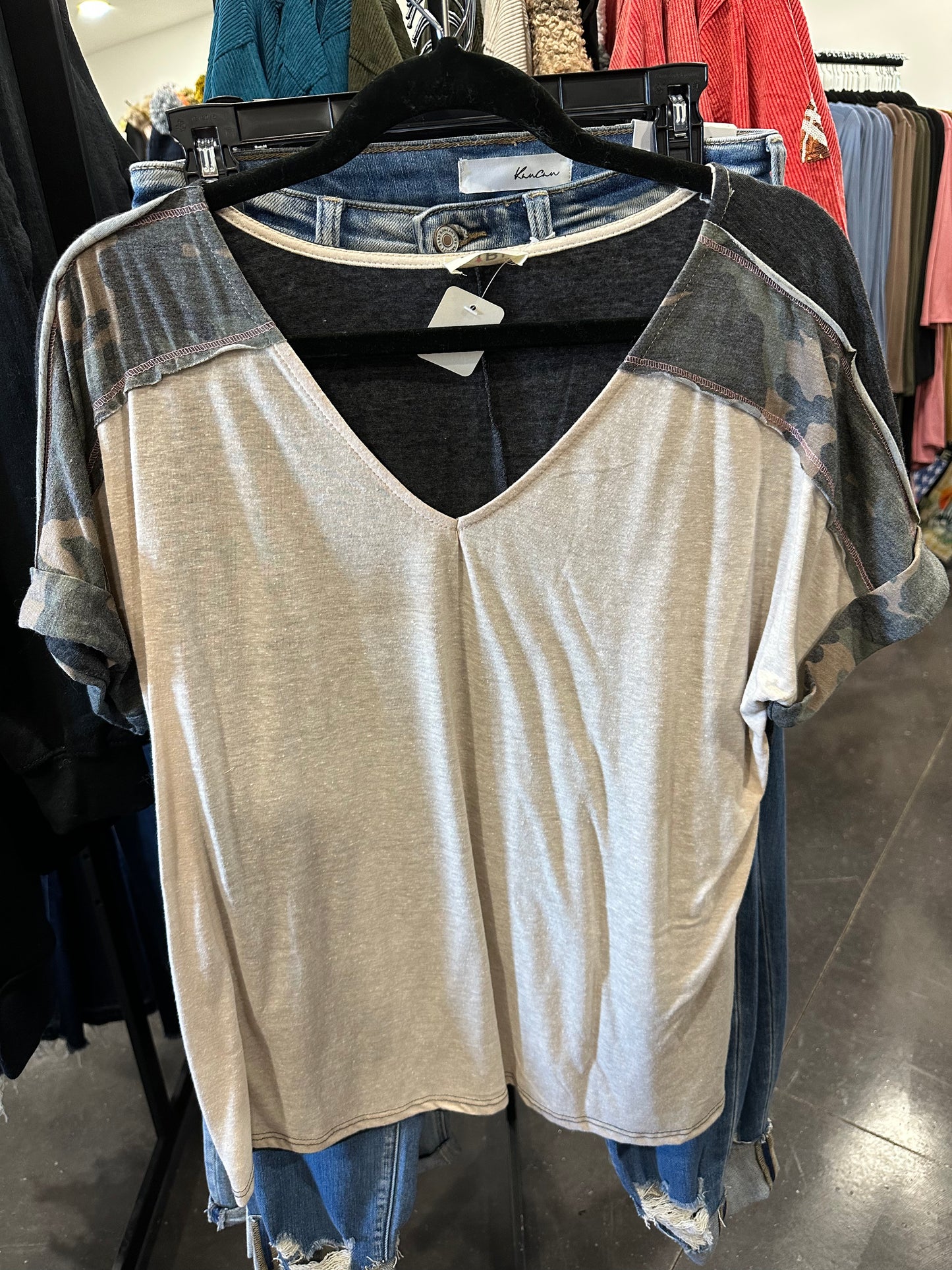 BIBI Vneck Camo Top