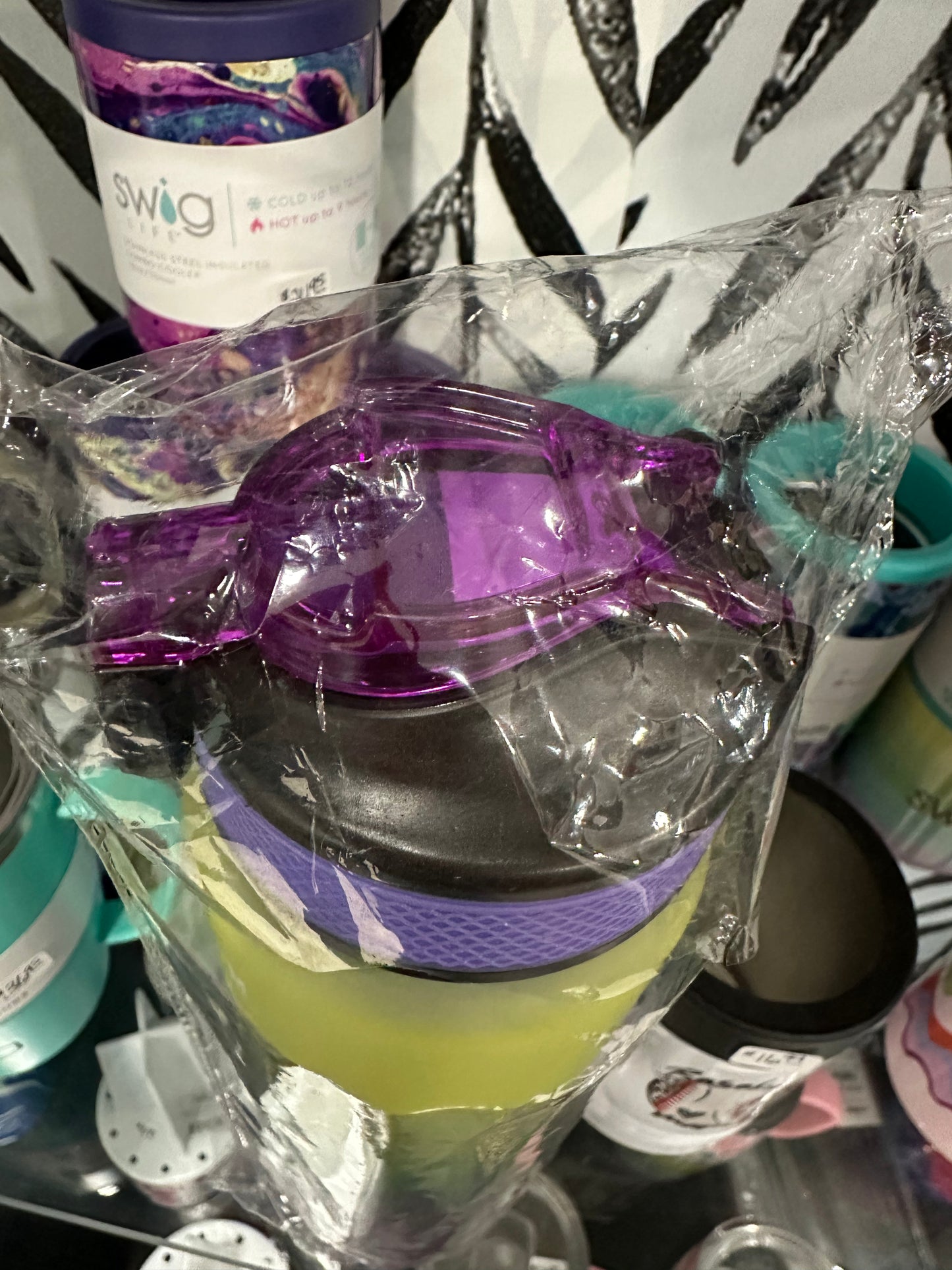Water intake bottle 32 oz