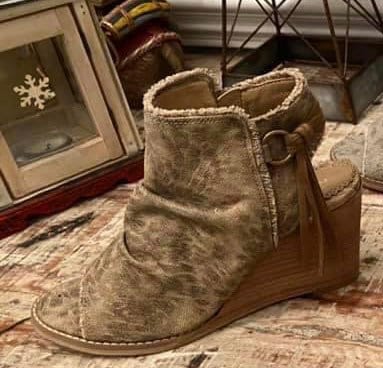SALE - Very G Tan Keely