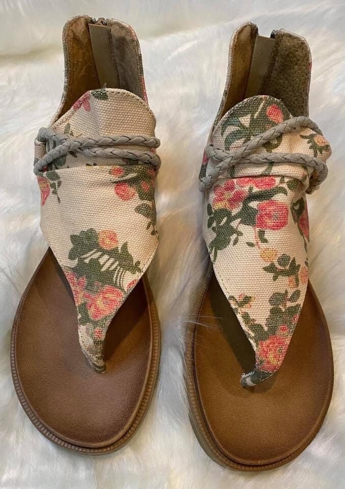 CLEARANCE - Very G Floral Sariah Sandals